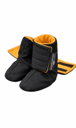 pár dětských softshellových capáčků - válenek černé barvy